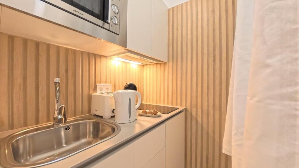 3C, Cozy and bright studio close to everything - 5