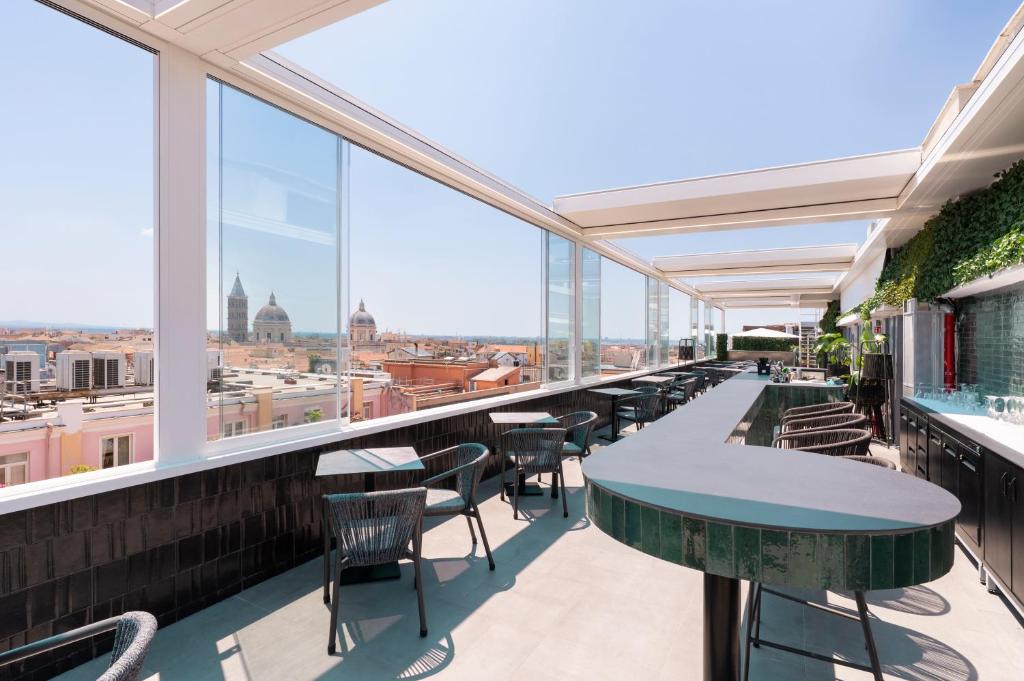 Balcony/terrace, Best Western Plus Hotel Universo in Rome