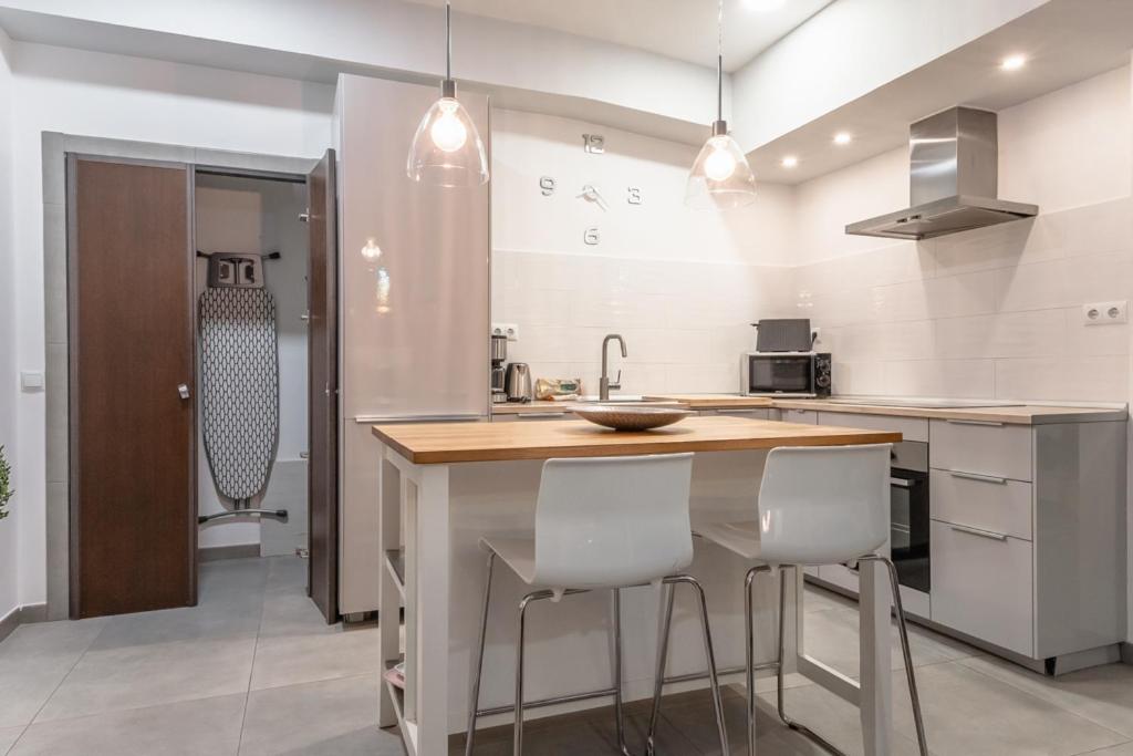 Modern and Stylish - 2BD 2BTH - La Latina - 3