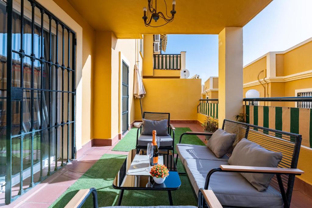 MalagaSuite Three Rooms with Terrace - 1