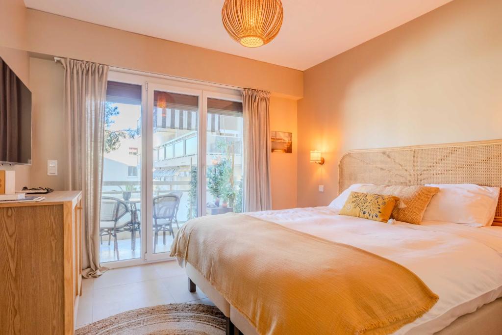 Bright A-C apartment with sea view - Antibes - 4