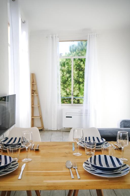 2 Bedrooms Apartment-Cannes Center Suquet-2mins to Beach & 10mins to Palais-AirConditioning & FiberWifi - 4