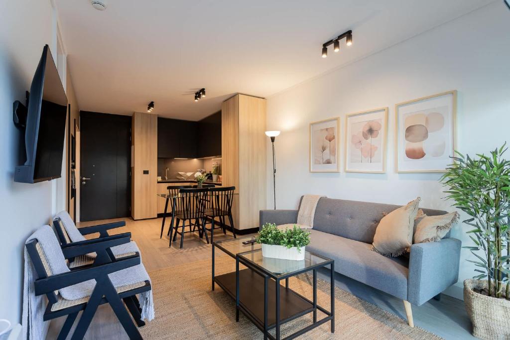 Exclusive Experience 1BR in Las Condes 3 Sleep - 5
