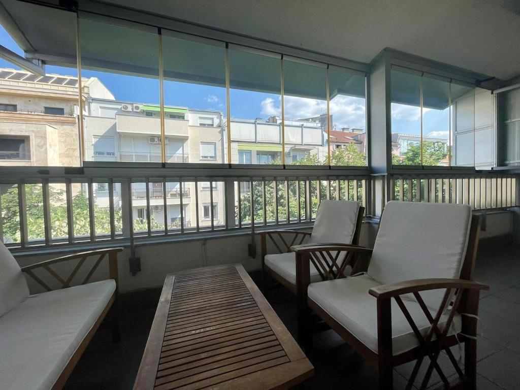 2 BR WorkNest at Dorcol - 3