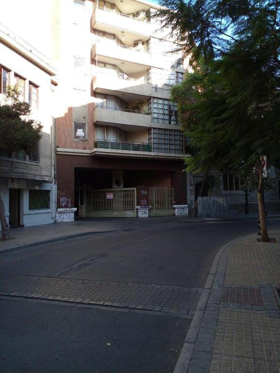 Departamento estudio en Lastarria, piscina con vista al cerro Santa Lucia, cama dos plazas - 3