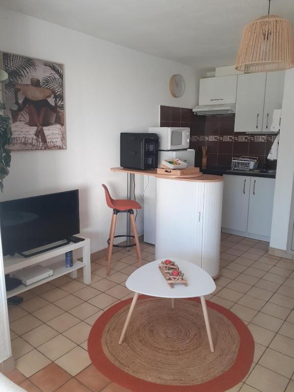 Appartement T2 classé 3 étoiles, à 400m de la plage - 3