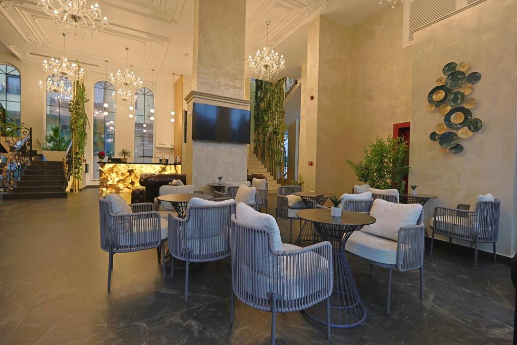 Martiness Hotel Durres — Restaurant & bars in Durres, Durres