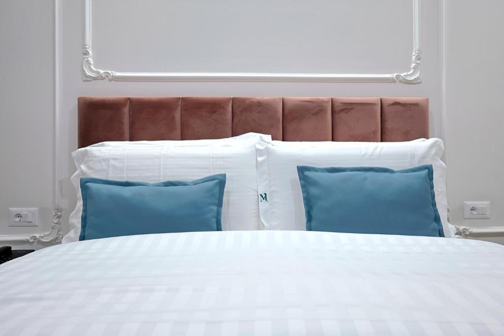 Martiness Hotel Durres — Hotel rooms in Durres, Durres