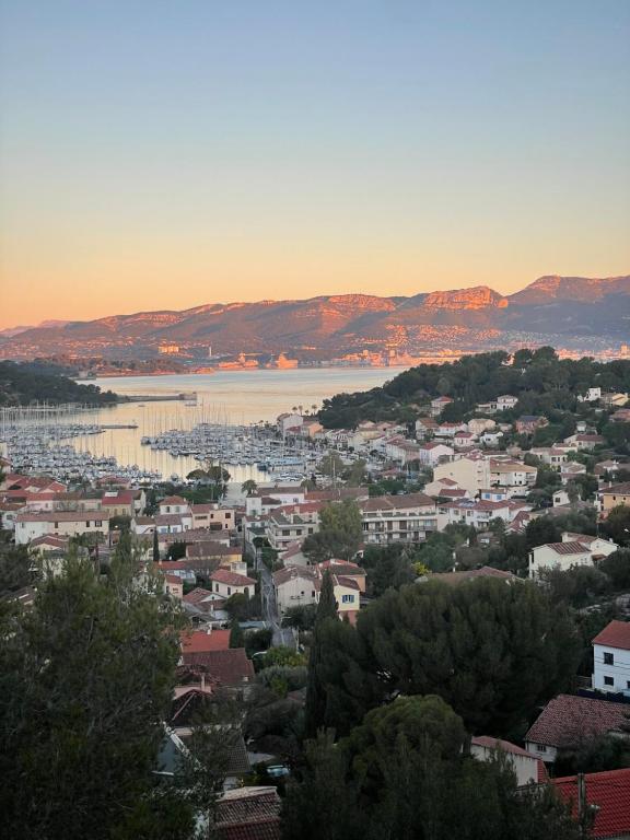 Vue mer incroyable, piscine, tennis et accès plage - 3 chambres - 3