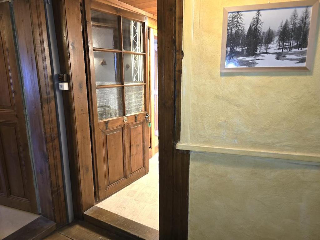 Heimatkunst 02, klassisches Walliser Chalet, teilrenoviert, zentral - 3