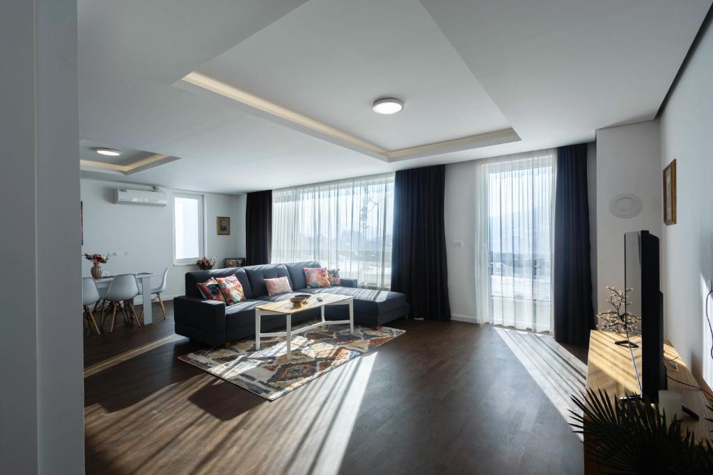 Aeris Residence Panoramic View - 1