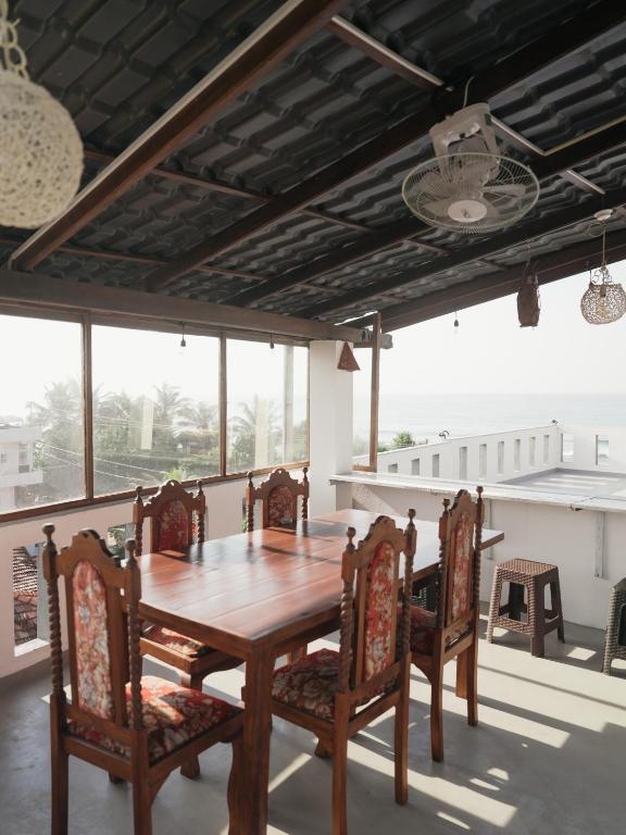 Shehara Sun Surf Lodge