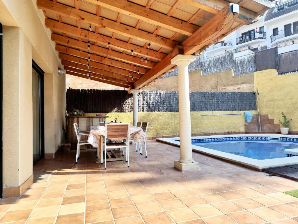EVH105 - Casa con piscina privada - 5