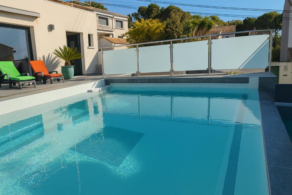 La Riviera - 2