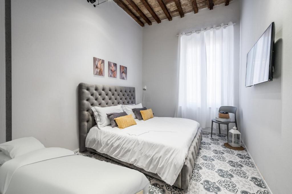 Emilia Suite Palace - 4