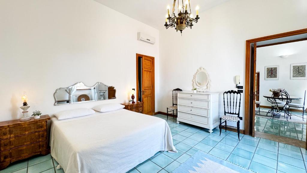 La Torretta - Authentic Historic House with Panoramic Sea-View Terrace in Otranto Old Town - Marea Stays Collection - 4