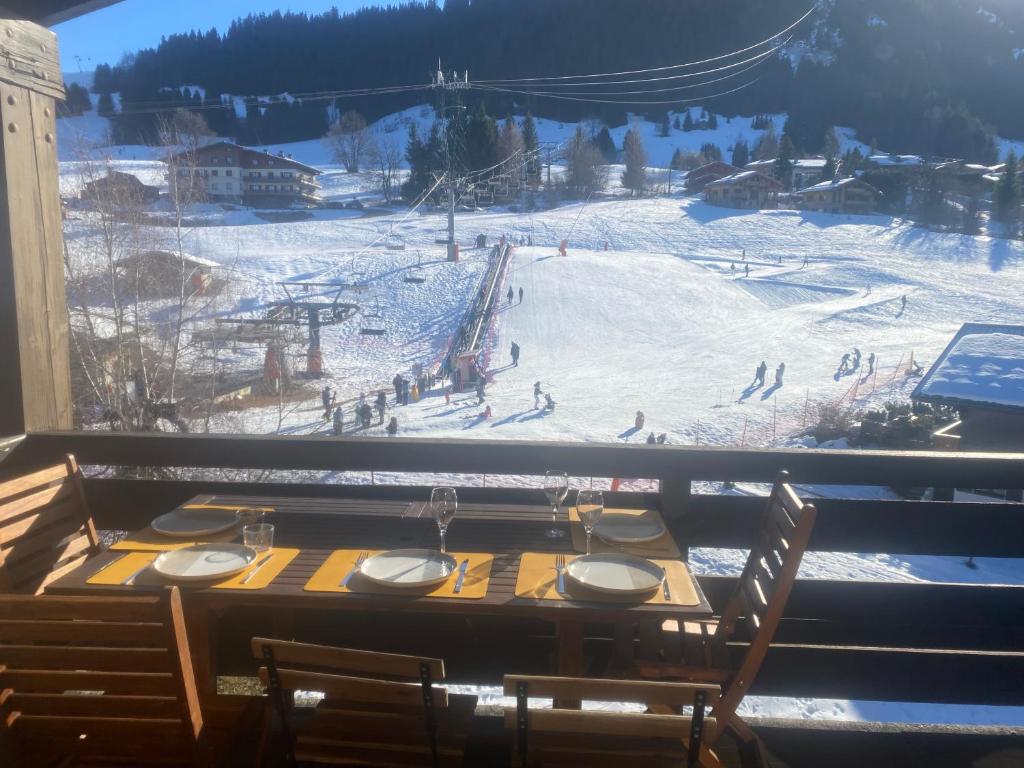 Megève 105 m2 ensoleillé rénové au pied des pistes - 2