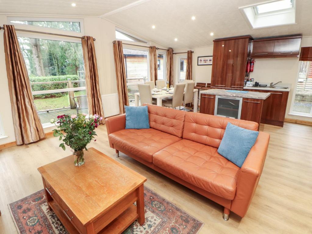Beech Hill Lodge, Fallbarrow Park photo 2