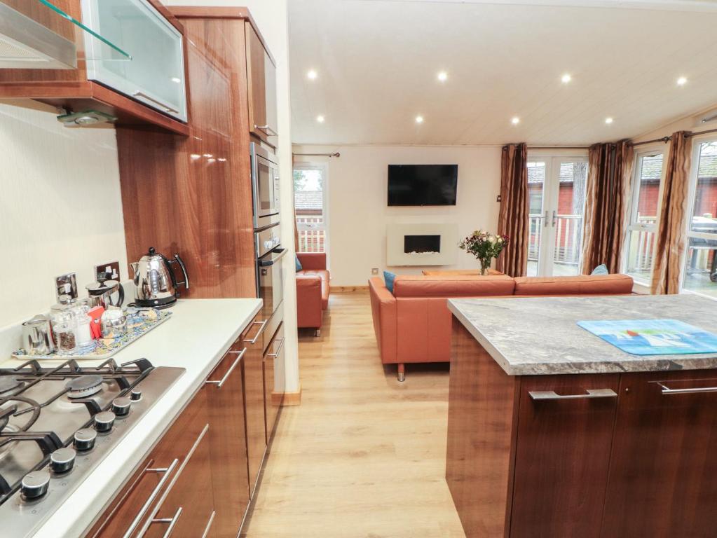 Beech Hill Lodge, Fallbarrow Park photo 7