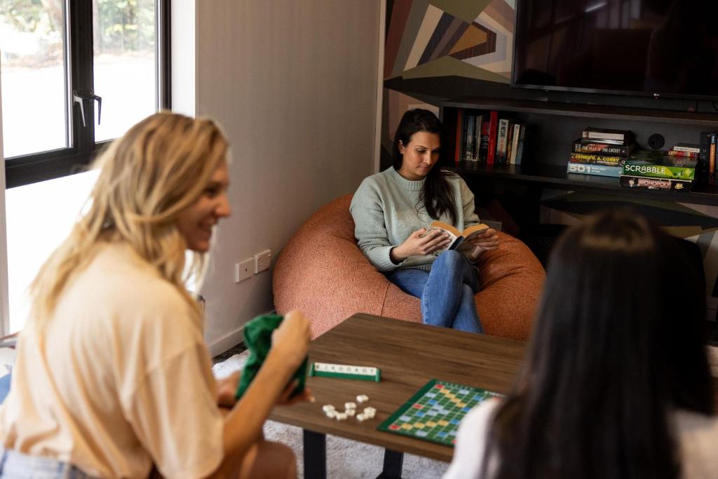 Shared lounge/TV area