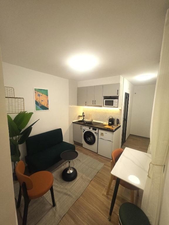 107 Comfortable Studio 15 Minutes Center Madrid - 4