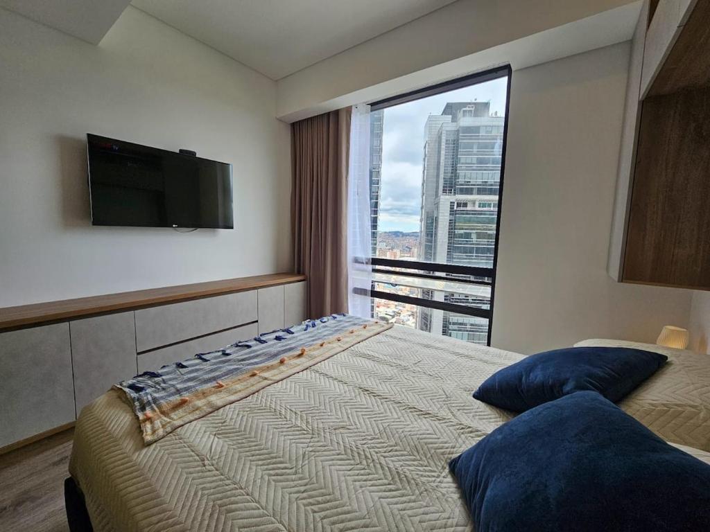 1409 Loft North Point 2 - 4