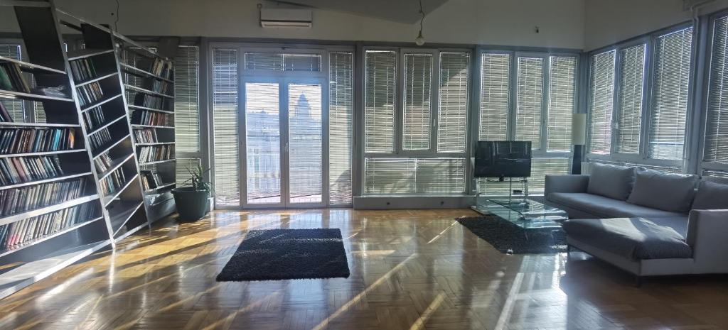 Apartment With a View and the Free Parking - 3