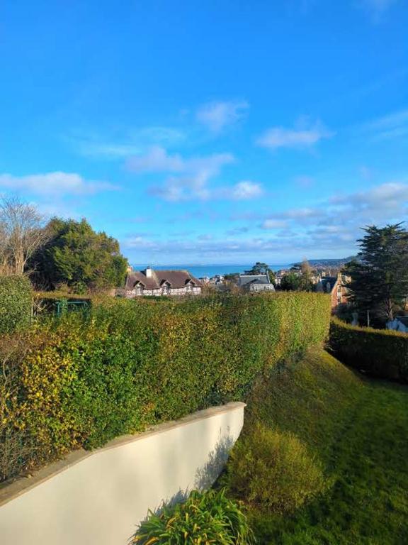 Le Jardin Fleuri, Superbe F3, Terrasse vue mer, Piscine et Tennis - 2