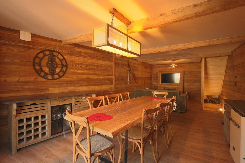 Cozy family home - Ski & shops within walking distance - 3