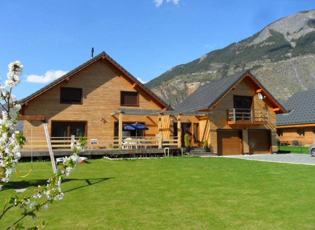 Logement cosy au coeur de l'Oisans - 2