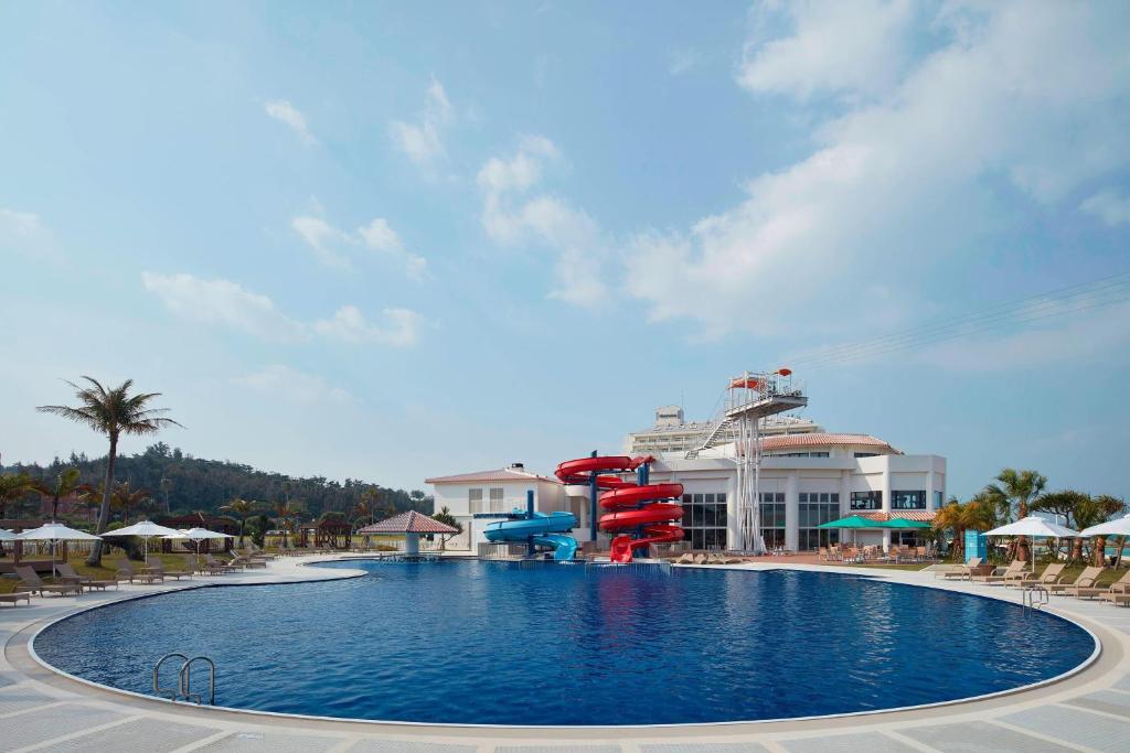 Swimming pool, Sheraton Okinawa Sunmarina Resort in Okinawa Main island