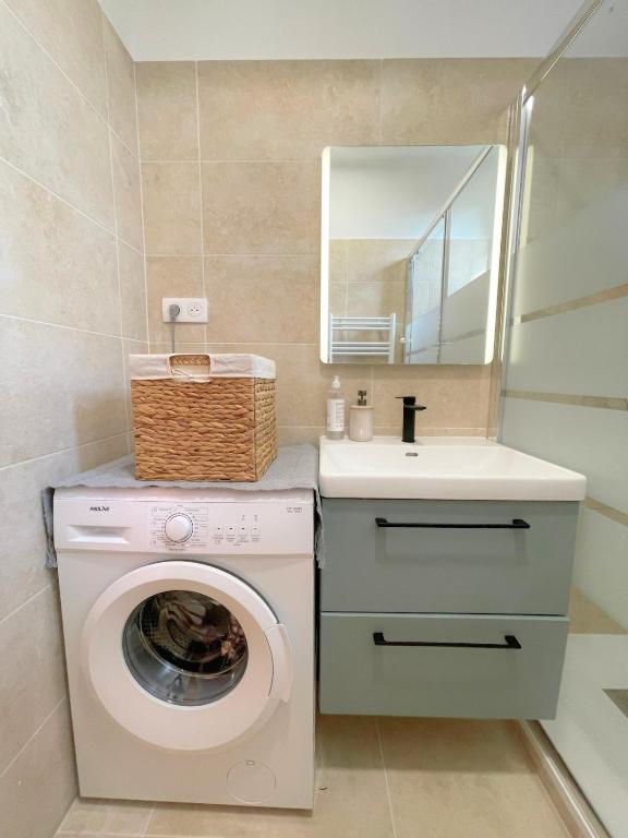 2 bedrooms appartment with free parking - 5