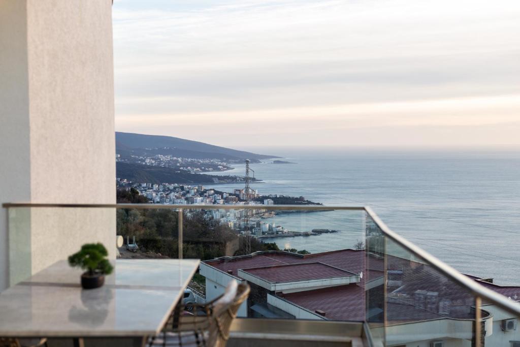 Seaview Residence - 1