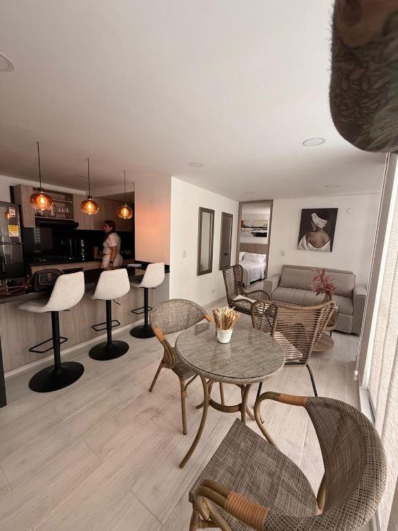 Apartamento en conjunto Melgar con piscina - 1