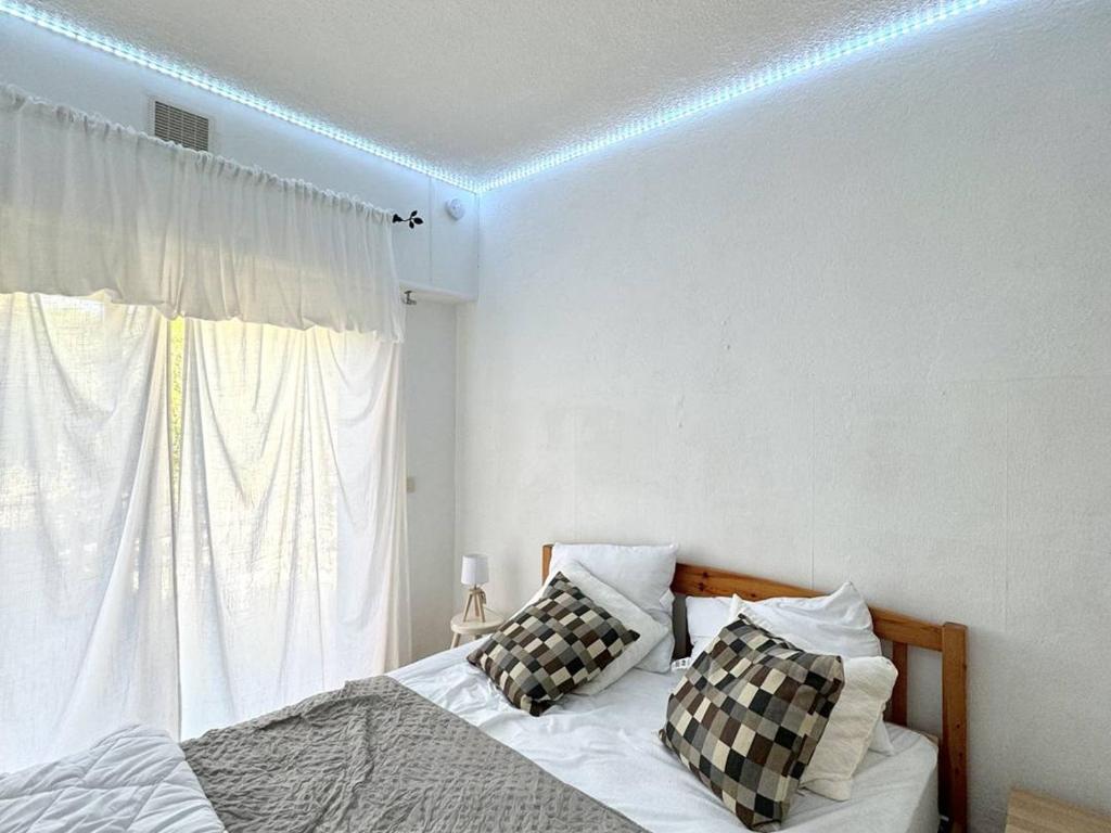 Agréable T2 climatisé avec parking, terrasse et animaux acceptés - FR-1-529-290 - 3
