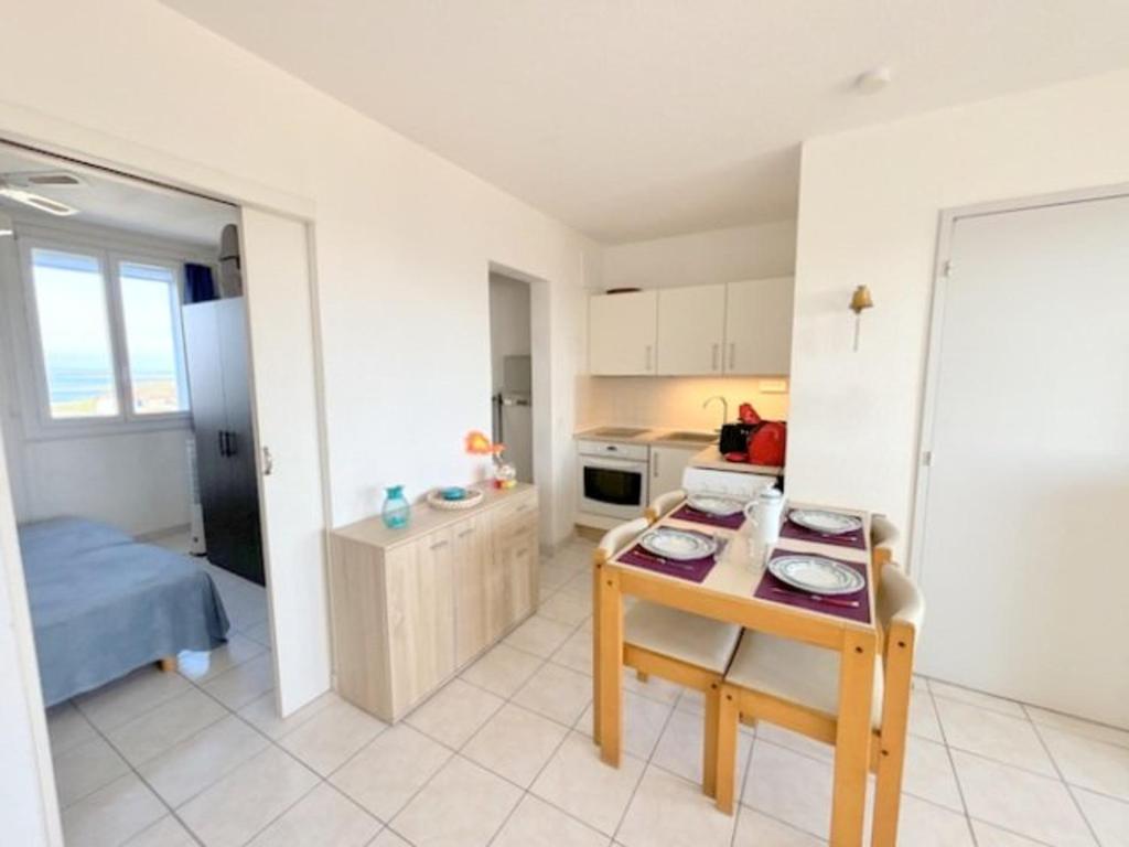 Appartement pour 4 avec piscine et parking à Le Barcarès - FR-1-529-295 - 2