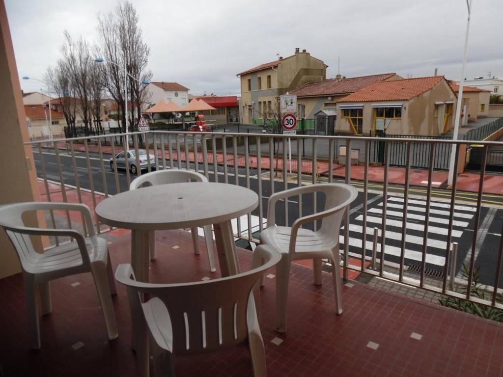 Spacieux T2 4 pers. avec parking proche plage à Canet-Plage - FR-1-696-120 - 2