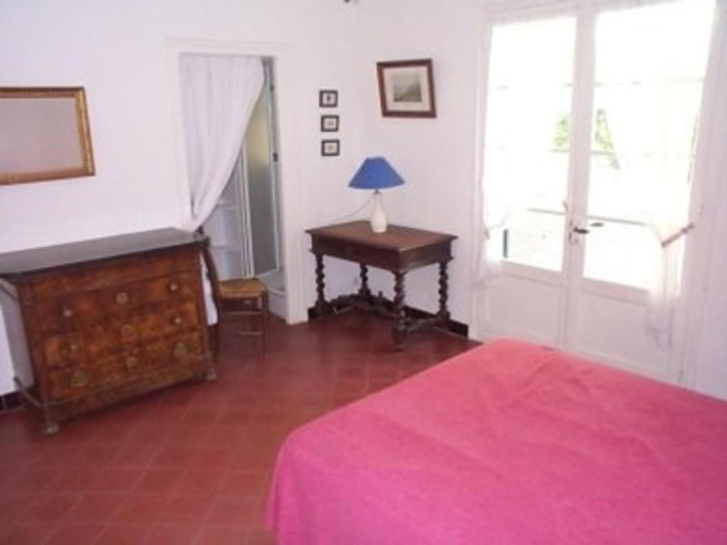 Maison familiale avec jardin et parking, proche plage et commerces - FR-1-837-83 - 3