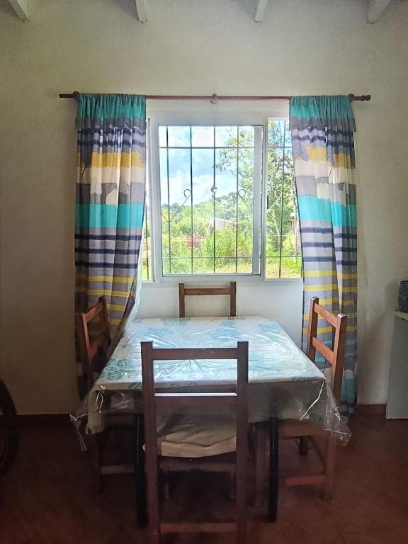 Casa pequeña en las afueras de Puerto Iguazú - 5