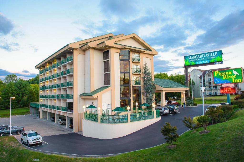Pigeon River Inn — Hotel in Pigeon Forge (TN)