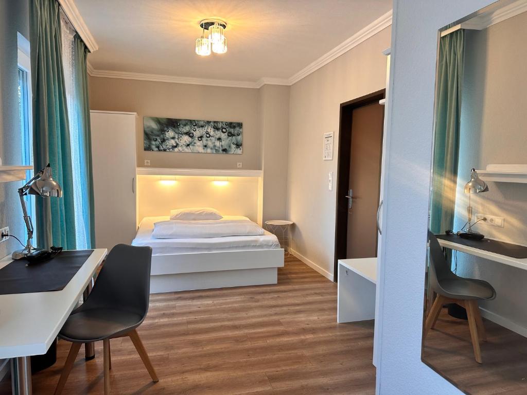 Hotel Villa Solln - free parking - 5