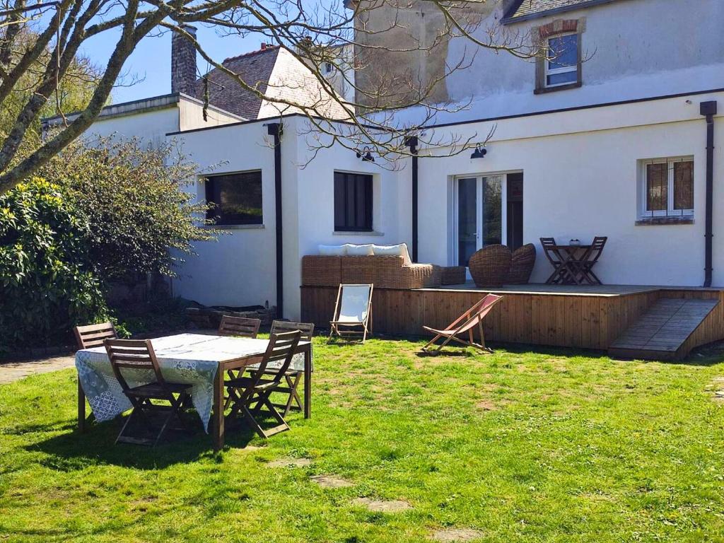 Maison familiale spacieuse 4 chambres & jardin clos - 2