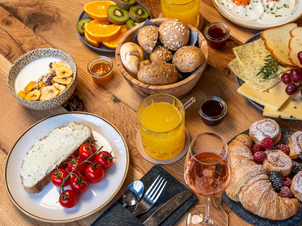 GRETI - Alpine Boutique Hotel mit Alpentherme Eintritt, reichhaltigem Frühstück, Sauna - 3