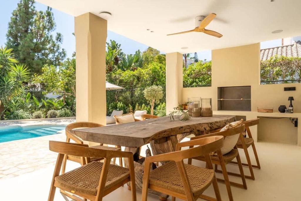 Boho Mediterranean House with Pool - 5