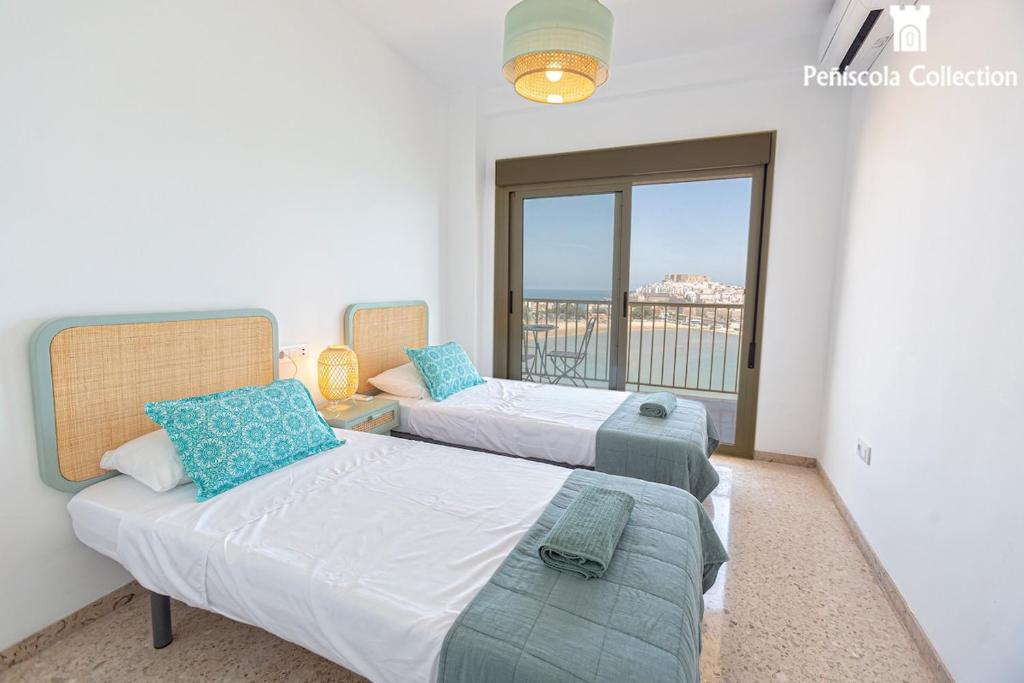 Sea-Castle View 2BR Flat - AC, Wi-Fi, Parking - 2