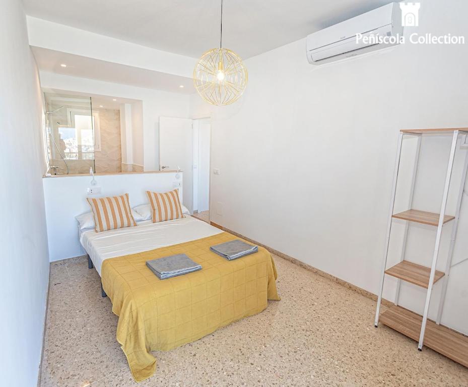 Sea-Castle View 2BR Flat - AC, Wi-Fi, Parking - 4