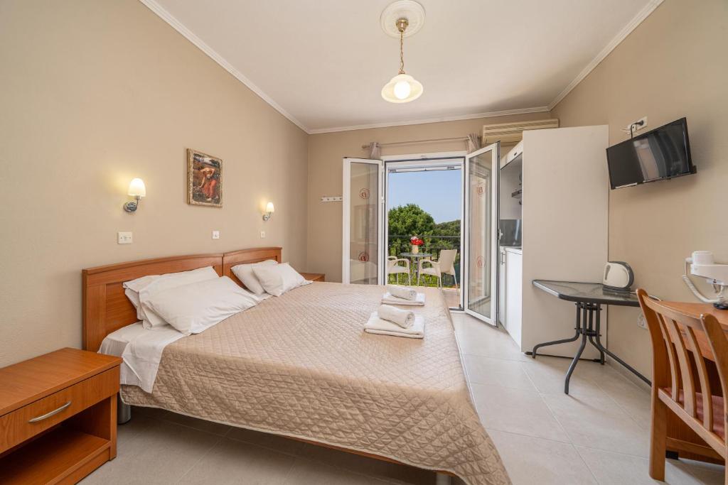Dionysios Studios — Hotel rooms in Skala (Kefalonia), Ionian Islands