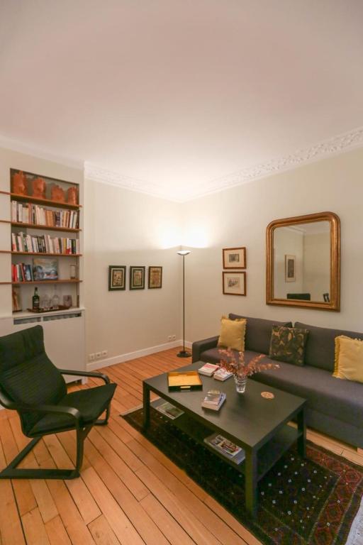 T2 apartment on the banks of the Seine - 2