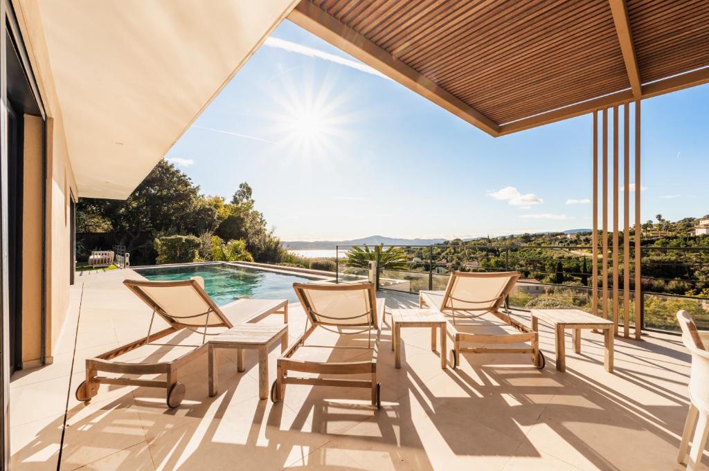 Villa de prestige avec piscine et vue mer 10 personnes Grimaud - 3
