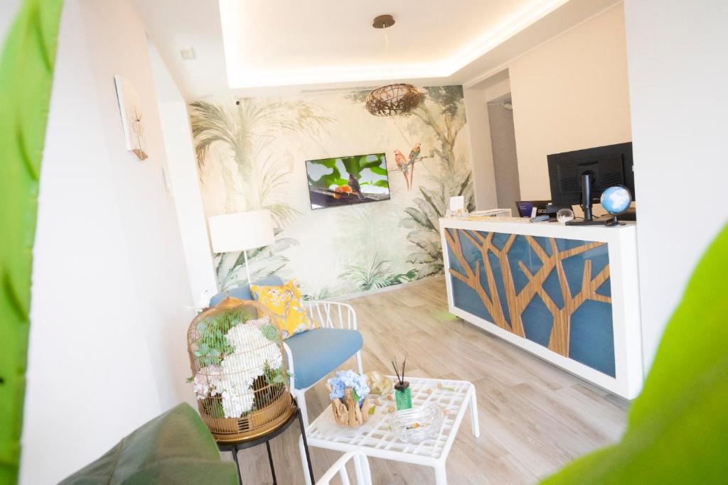 フロント・ロビー